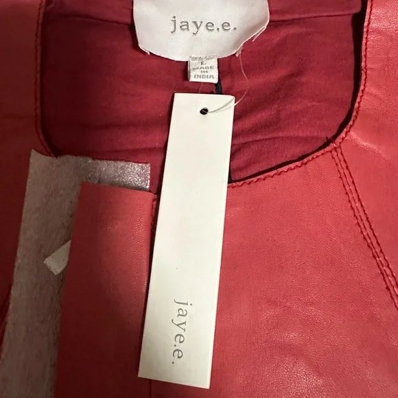 Women's  Red  Jacket  real Leather  Lamb  size large  Jaye E. NWT zipper pockets - Picture 16 of 16
